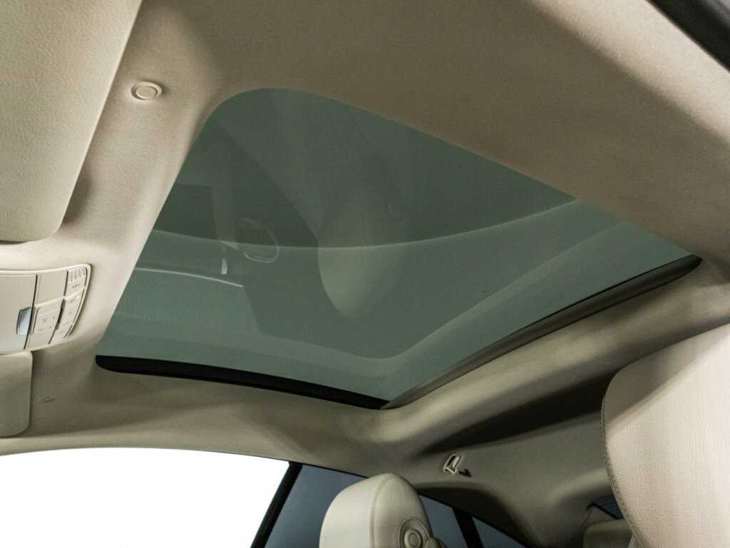 Mercedes-Benz E-Класс 200, 2020 Фото №17