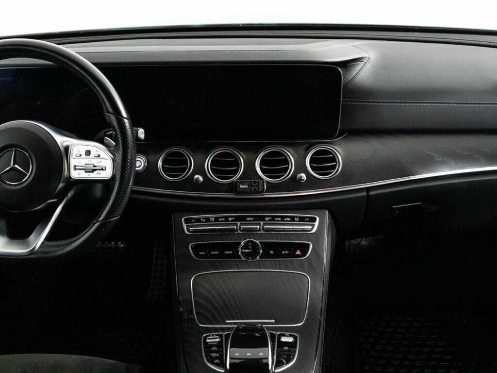 Mercedes-Benz E-Класс 200, 2019 Фото №12