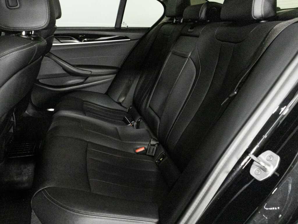 BMW 5 серии 520i, 2020 Фото №10