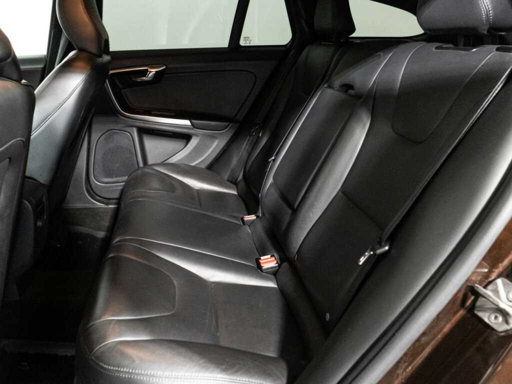 Volvo V60 Cross Country, 2016 Фото №10