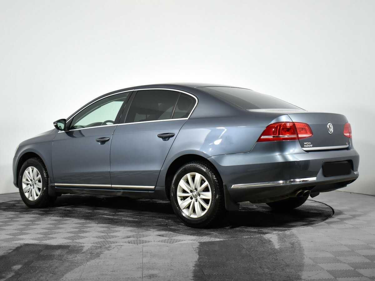 Volkswagen Passat, 2011 - 231 000 км. | Фото №6