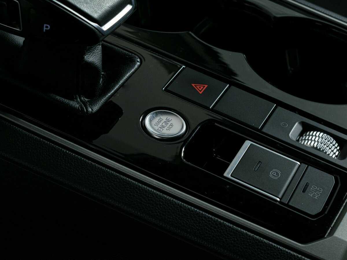 Volkswagen Touareg, 2019 Фото №18