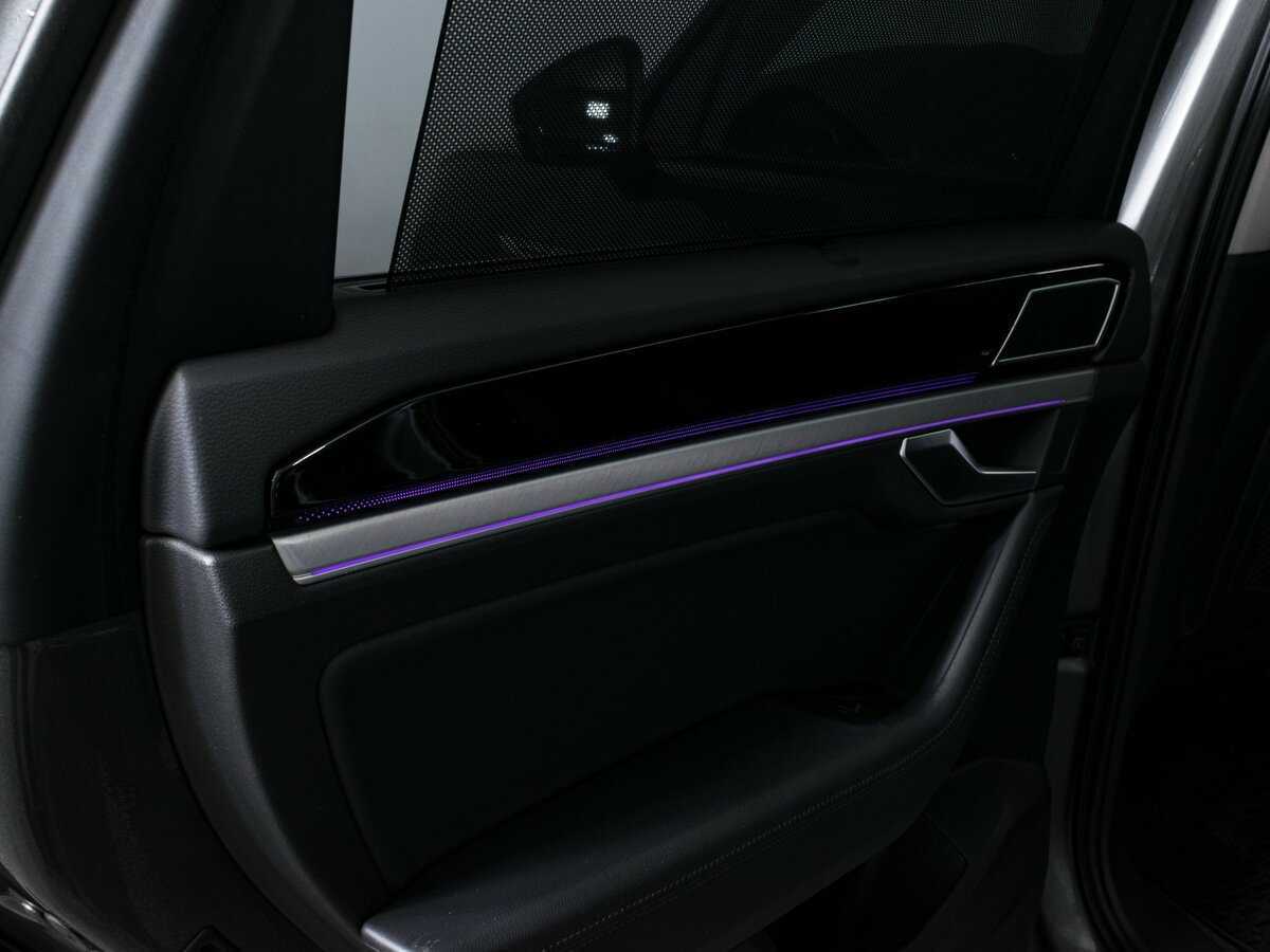 Volkswagen Touareg, 2019 Фото №25