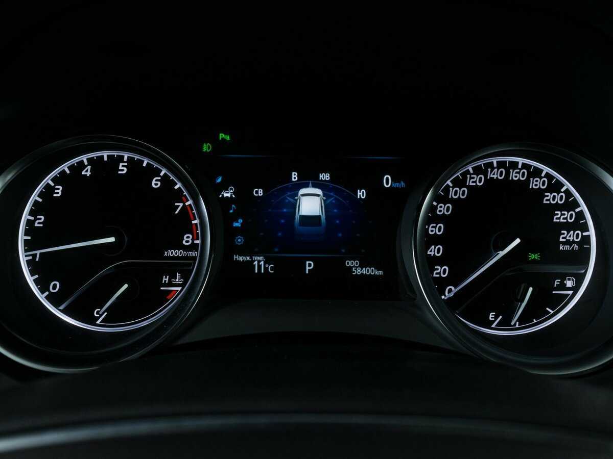 Toyota Camry, 2018 Фото №11