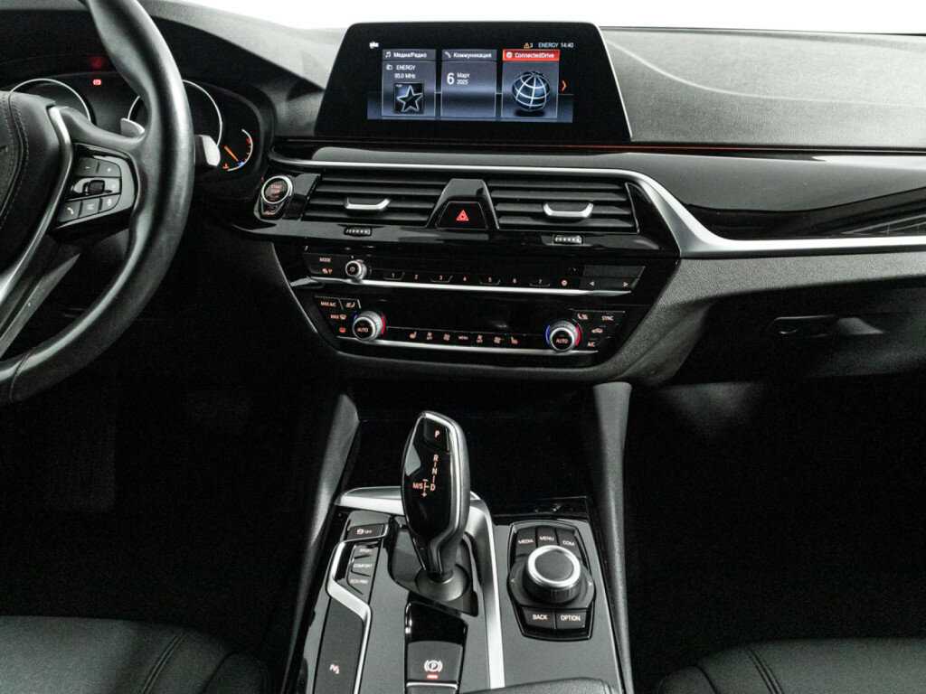 BMW 5 серии 520d, 2020 Фото №14