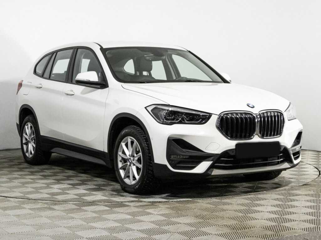 BMW X1 20i xDrive, 2021 Фото №3