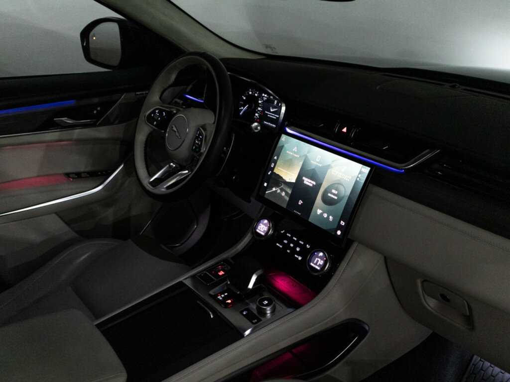 Jaguar F-Pace, 2022 Фото №27