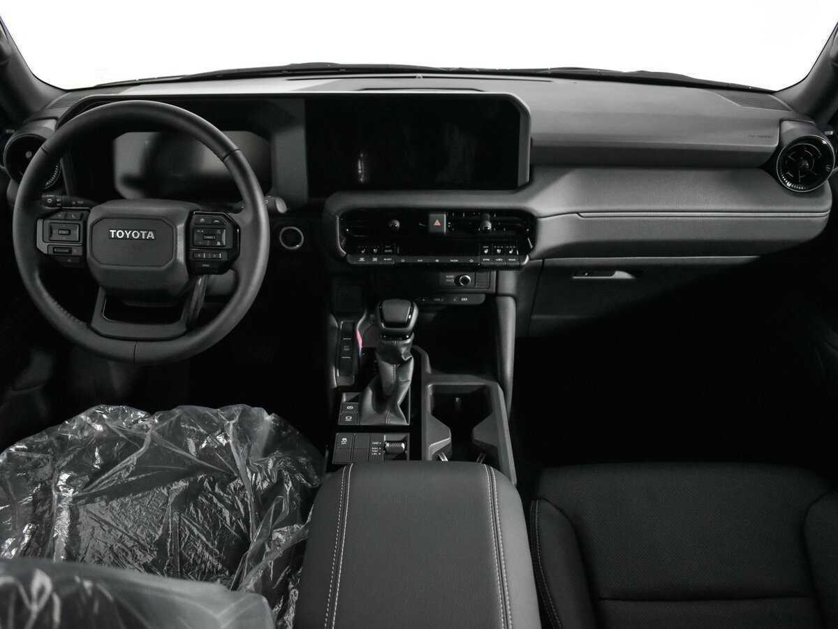 Toyota Land Cruiser Prado, 2024 Фото №13