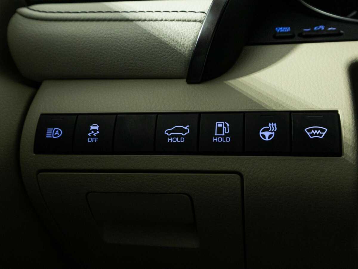 Toyota Camry, 2021 Фото №15