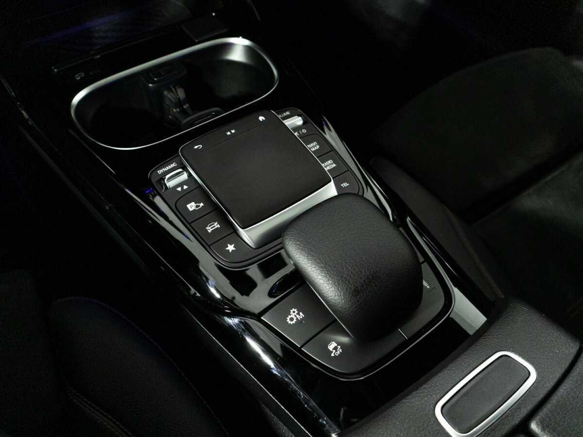 Mercedes-Benz A-Класс AMG 35 AMG, 2020 Фото №19