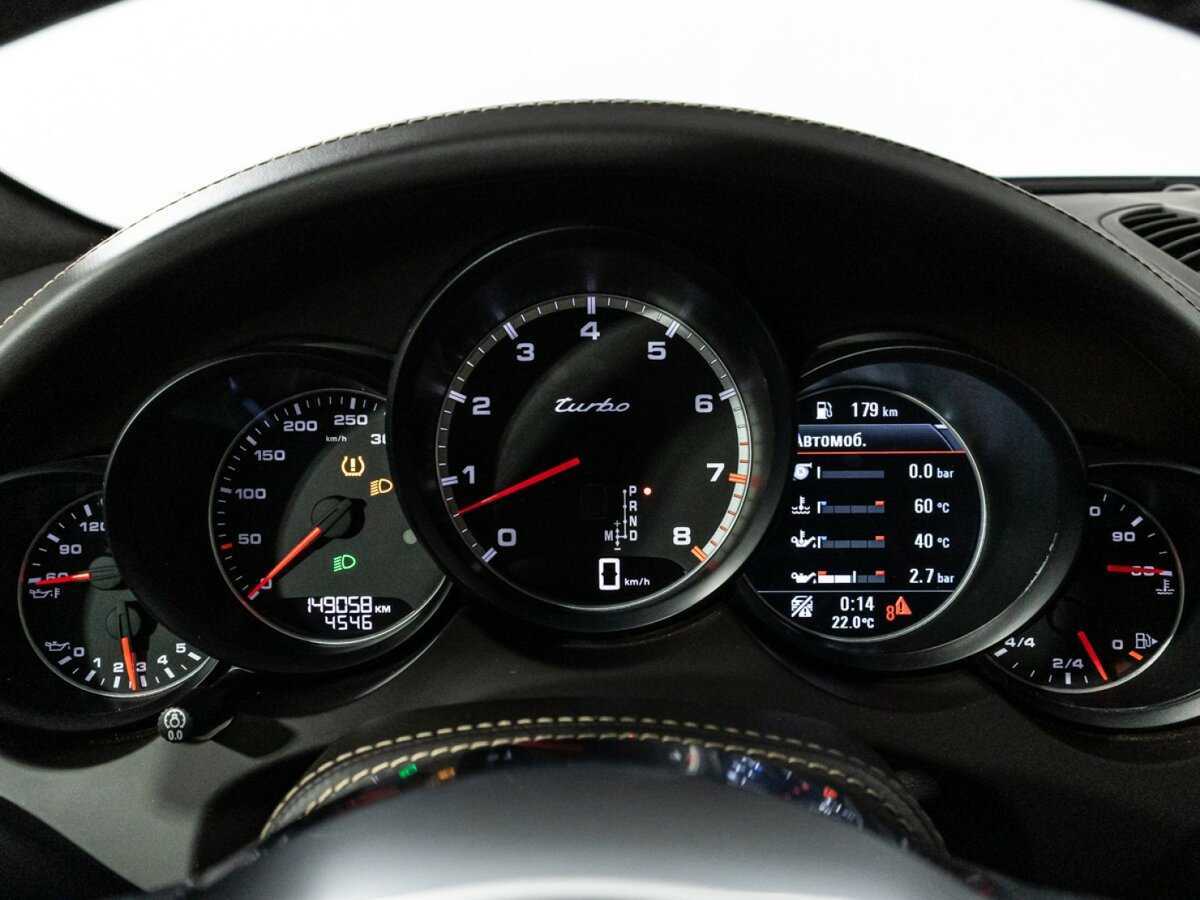 Porsche Cayenne Turbo, 2015 Фото №10