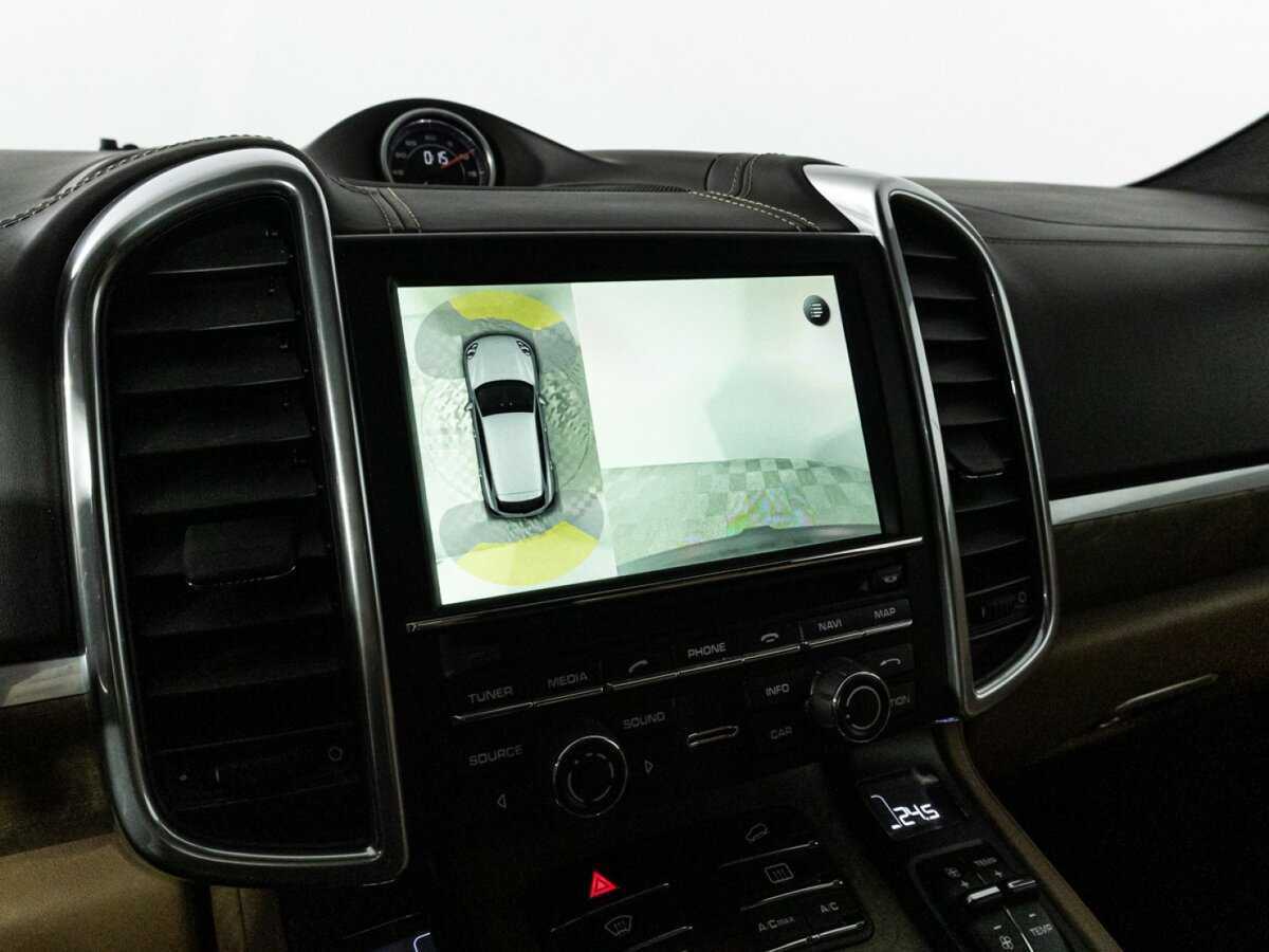 Porsche Cayenne Turbo, 2015 Фото №17