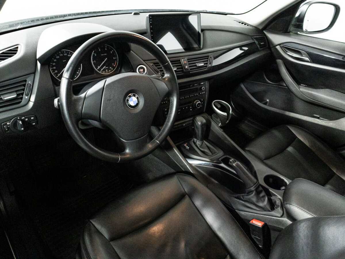 BMW X1 18i, 2010 Фото №11