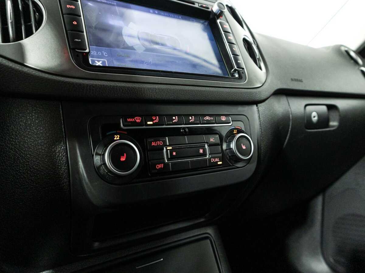 Volkswagen Tiguan, 2010 Фото №17