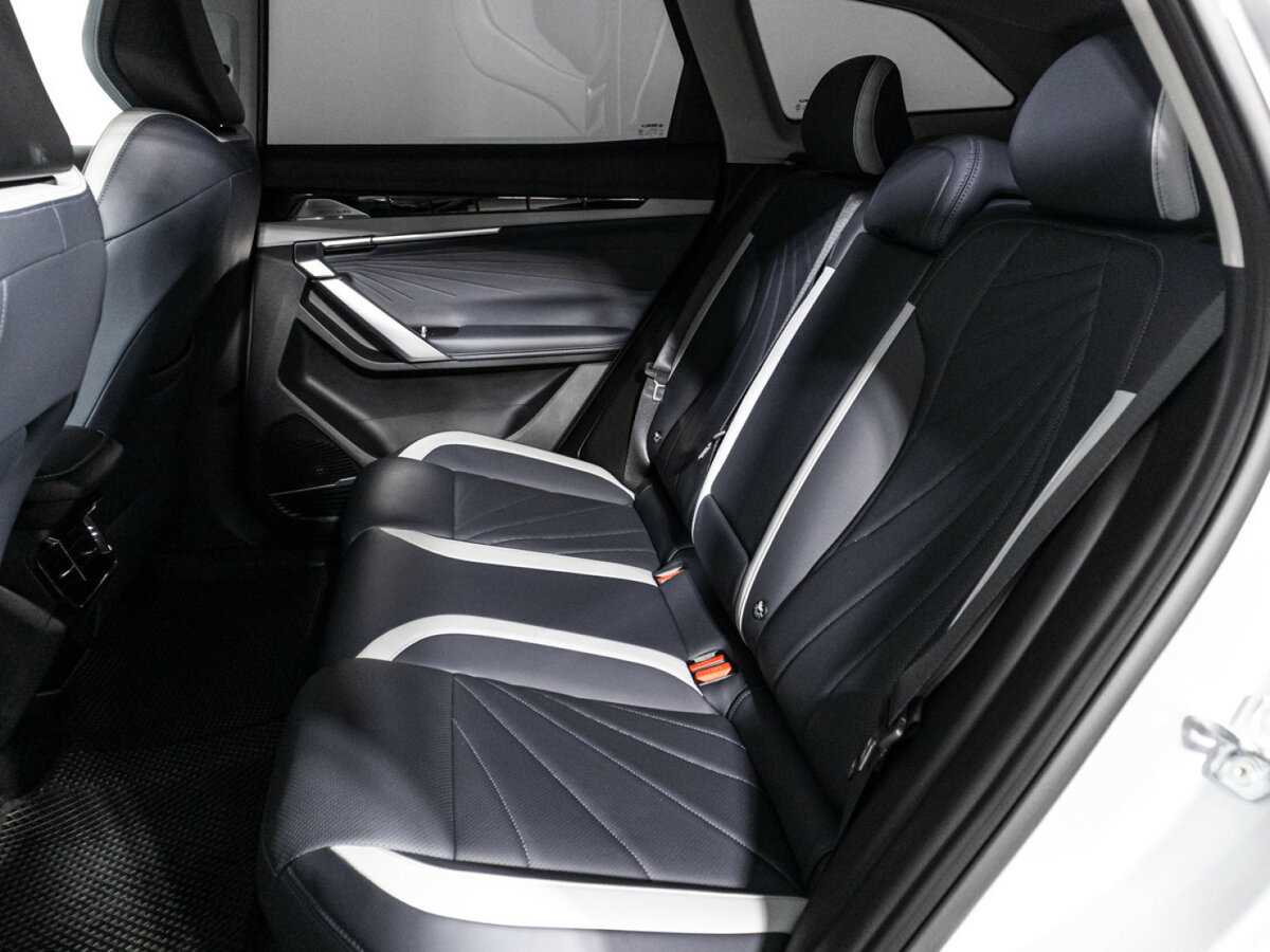 Geely Atlas, 2023 Фото №10