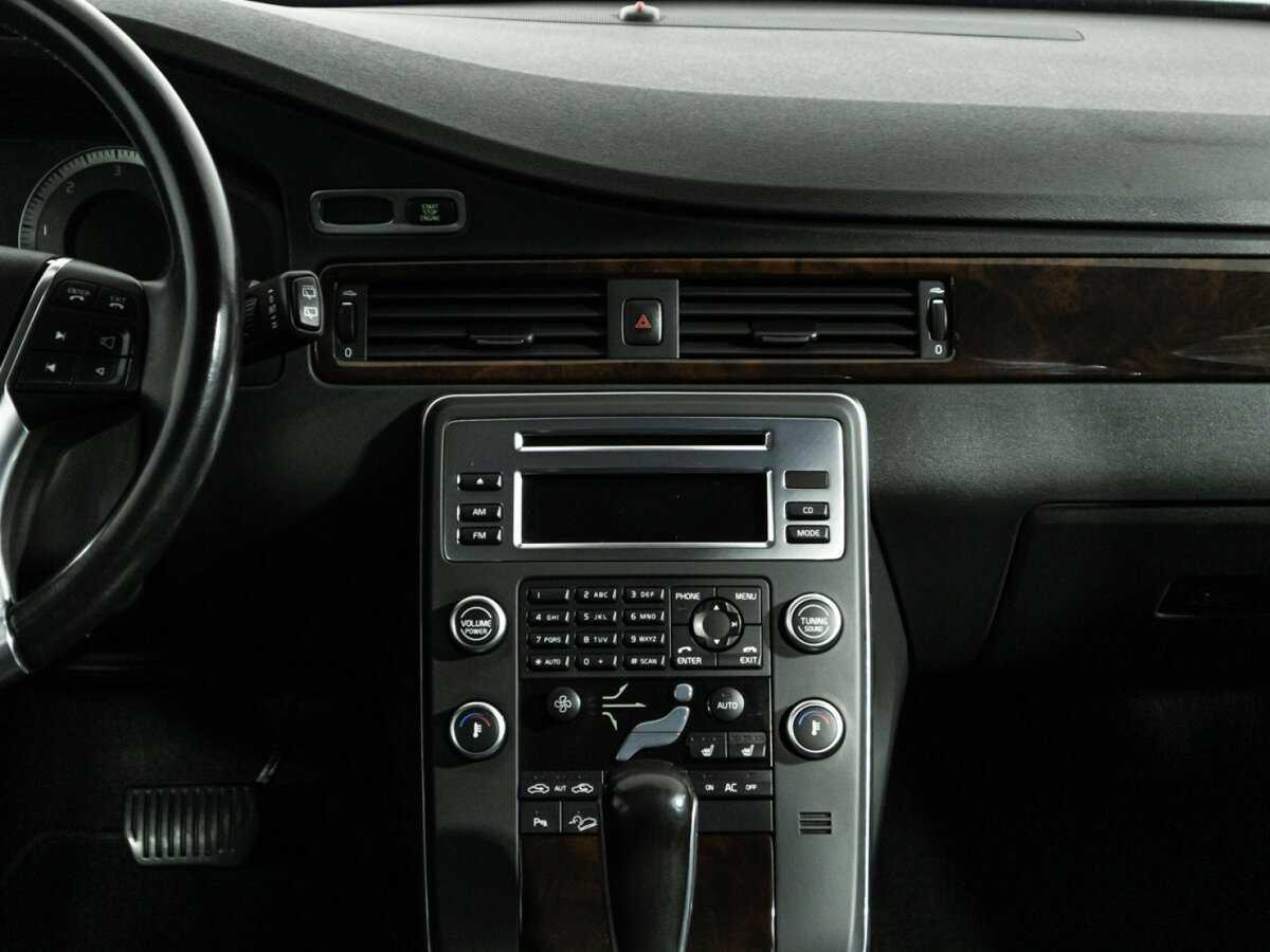 Volvo XC70, 2010 Фото №14