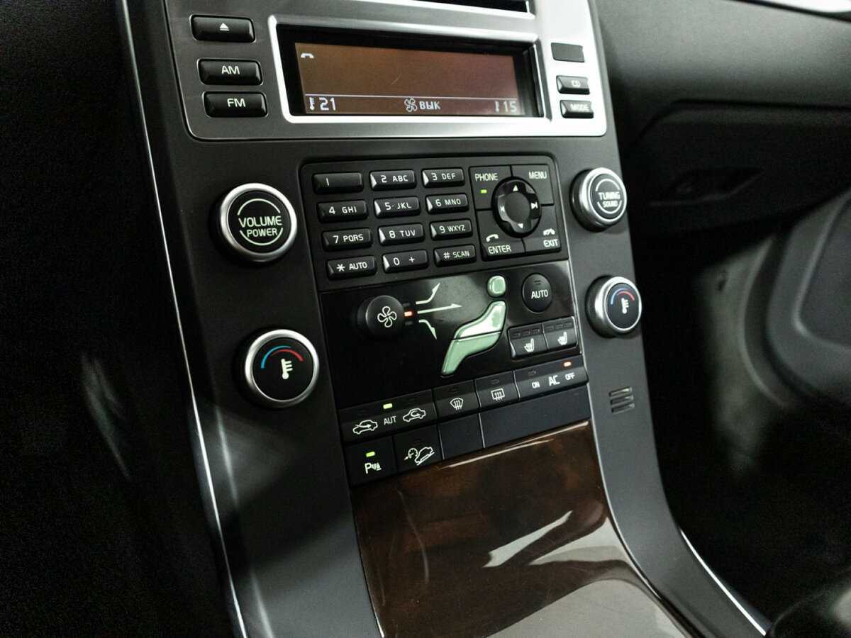 Volvo XC70, 2010 Фото №19