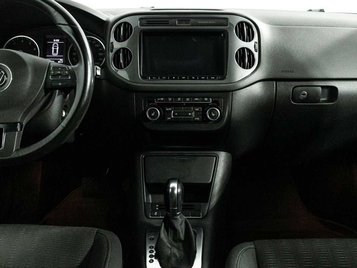 Volkswagen Tiguan, 2015 Фото №14