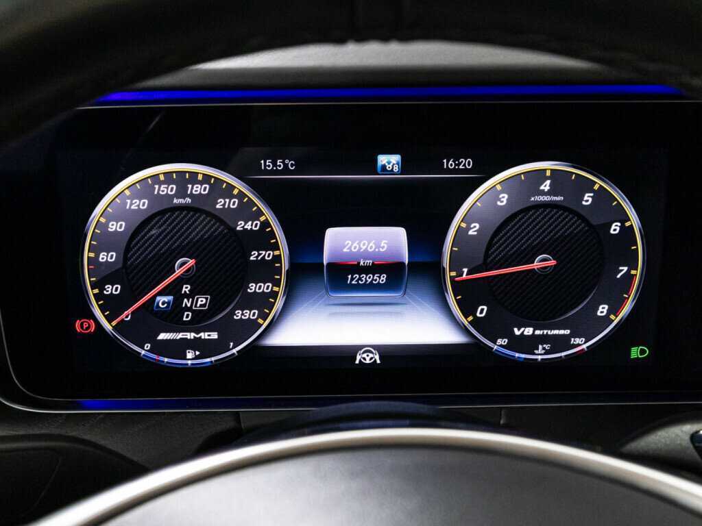 Mercedes-Benz E-Класс AMG 63 AMG S, 2018 Фото №12