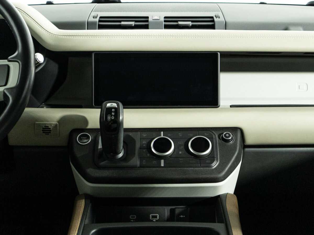 Land Rover Defender 110, 2020 Фото №14