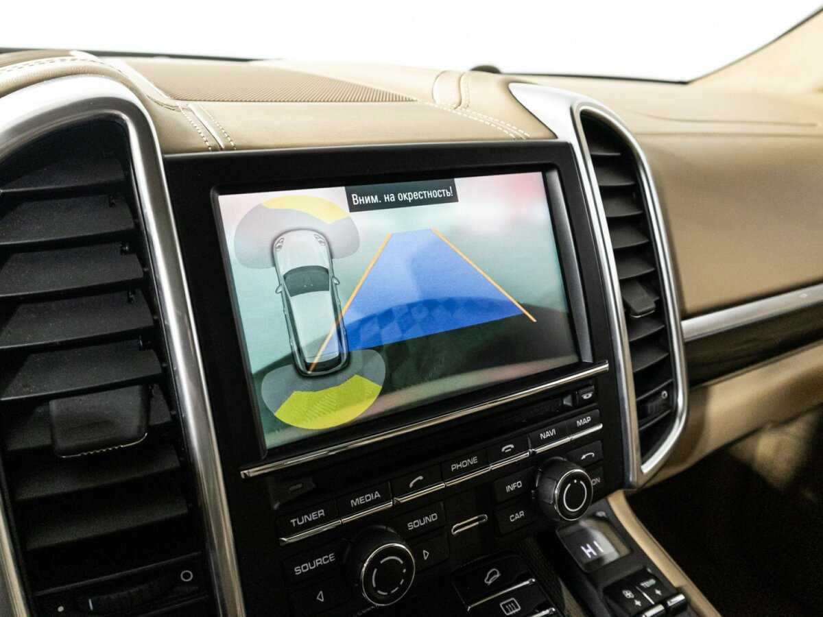 Porsche Cayenne Turbo, 2015 Фото №22