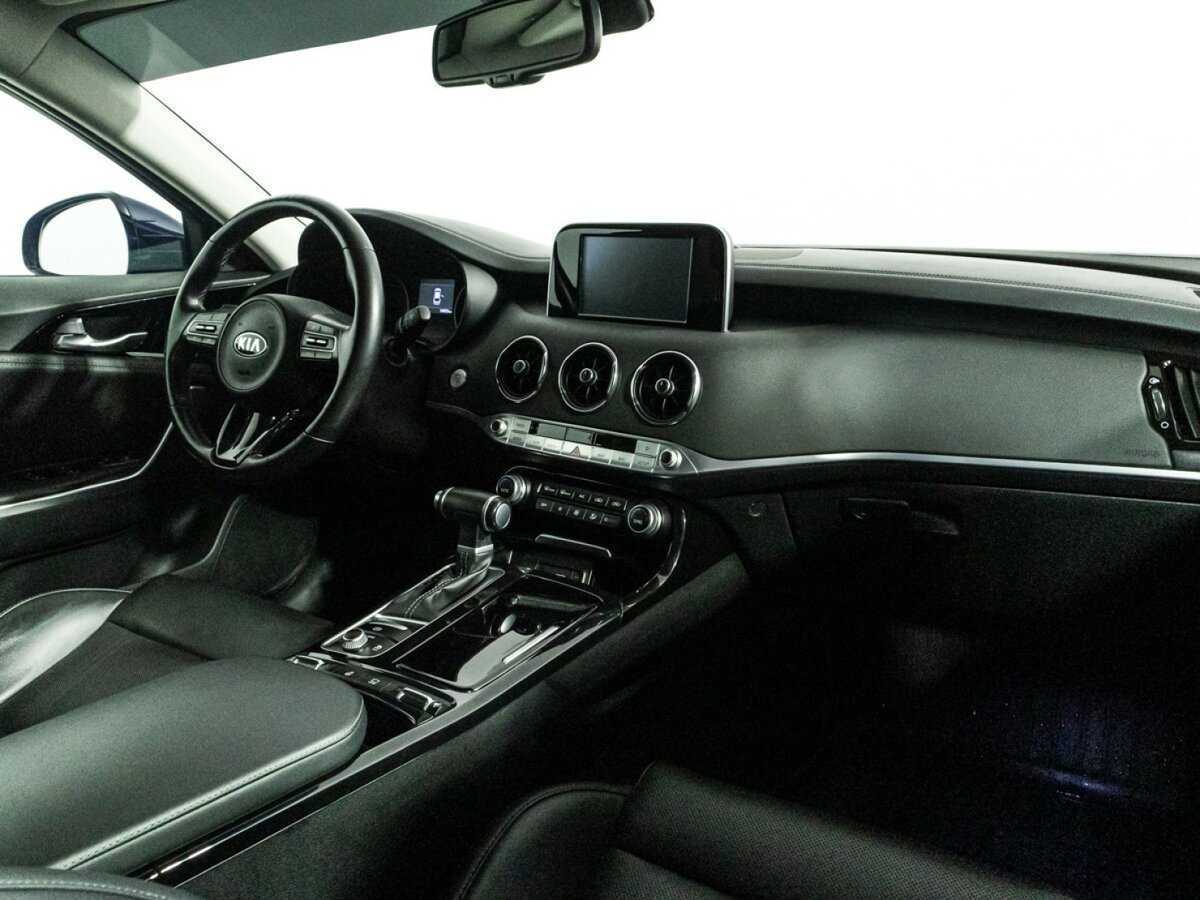 Kia Stinger, 2019 Фото №10