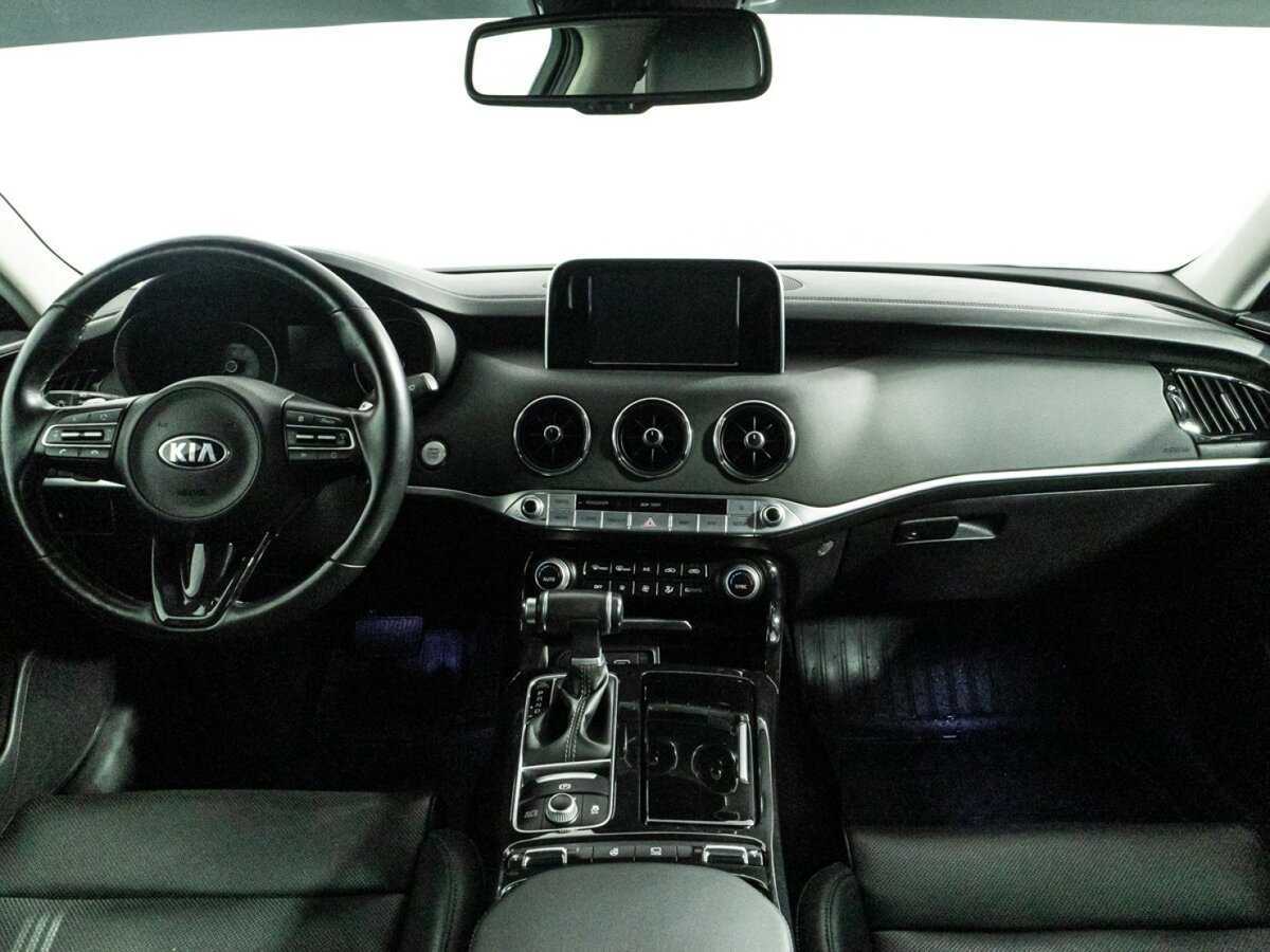 Kia Stinger, 2019 Фото №14