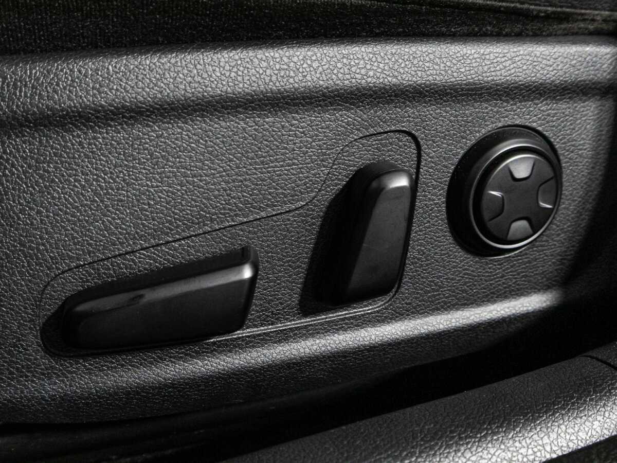 Kia Stinger, 2019 Фото №16