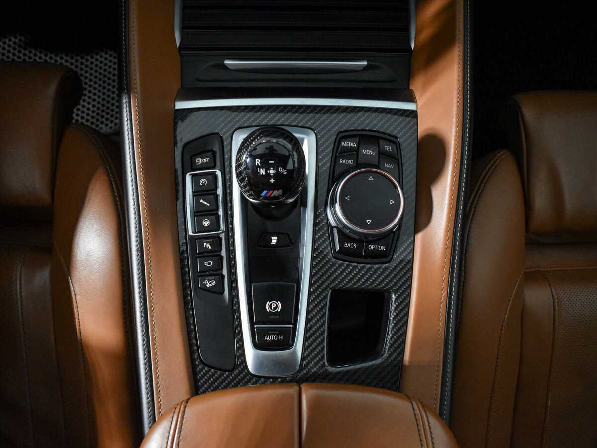 BMW X6 M, 2015 Фото №9