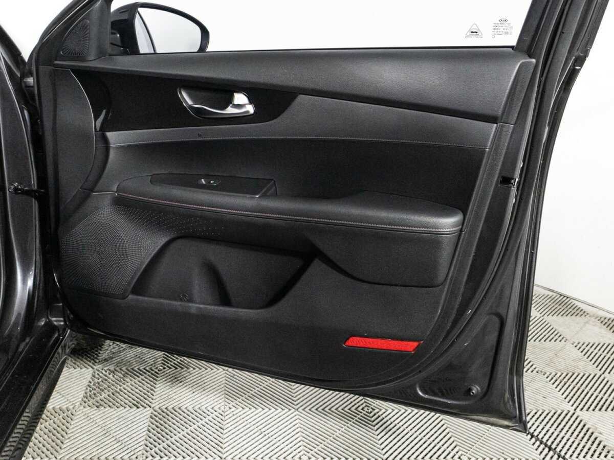 Kia K3, 2020 Фото №25