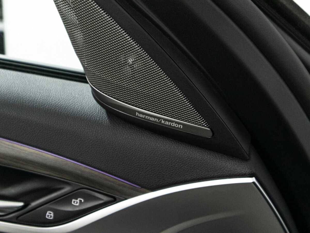 BMW 5 серии 520d xDrive, 2019 Фото №18