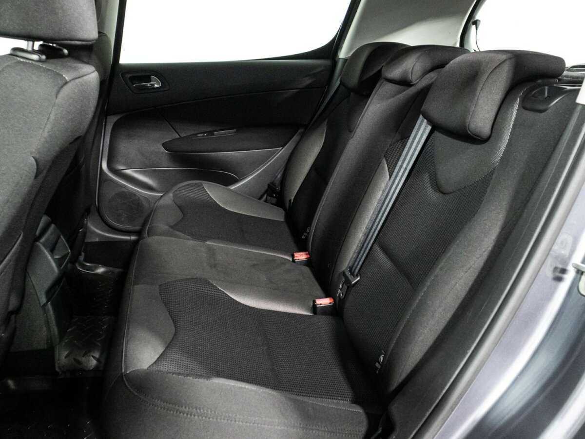 Peugeot 308, 2010 Фото №10