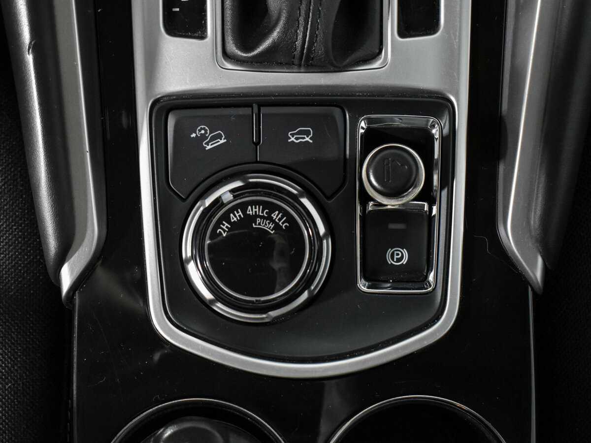 Mitsubishi Pajero Sport, 2019 Фото №9