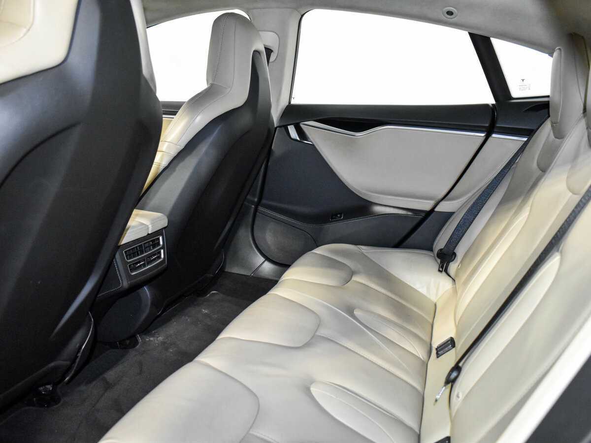 Tesla Model S P85D, 2015 Фото №10