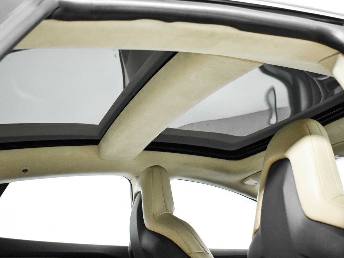 Tesla Model S P85D, 2015 Фото №14