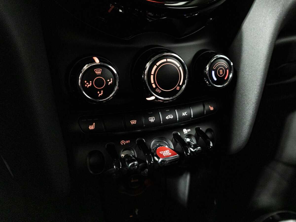 Mini Hatch Cooper, 2020 Фото №16