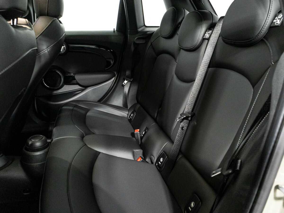 Mini Hatch Cooper, 2020 Фото №10