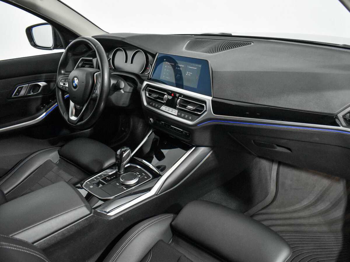 BMW 3 серии 320i, 2020 Фото №13