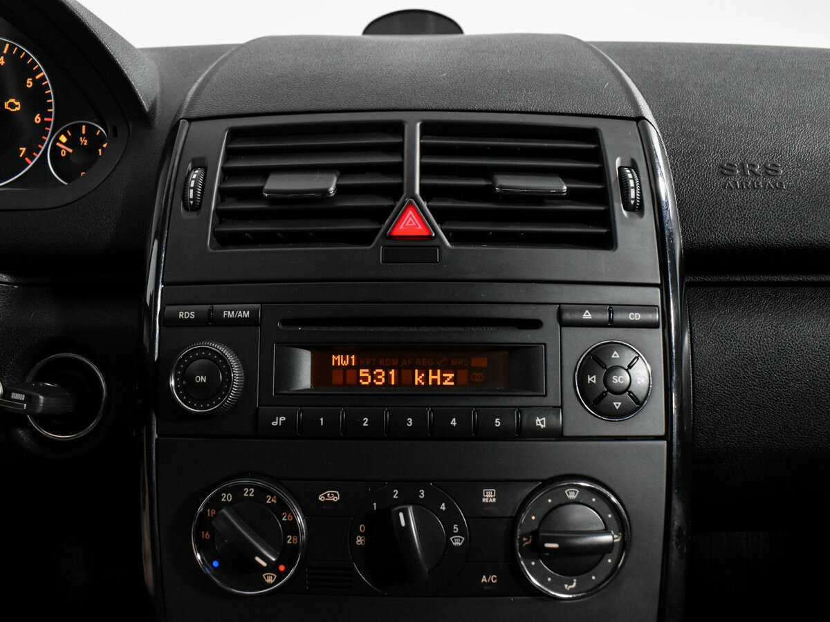 Mercedes-Benz A-Класс 180, 2012 Фото №16