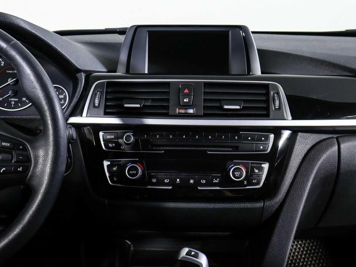 BMW 3 серии 320d xDrive, 2016 Фото №13