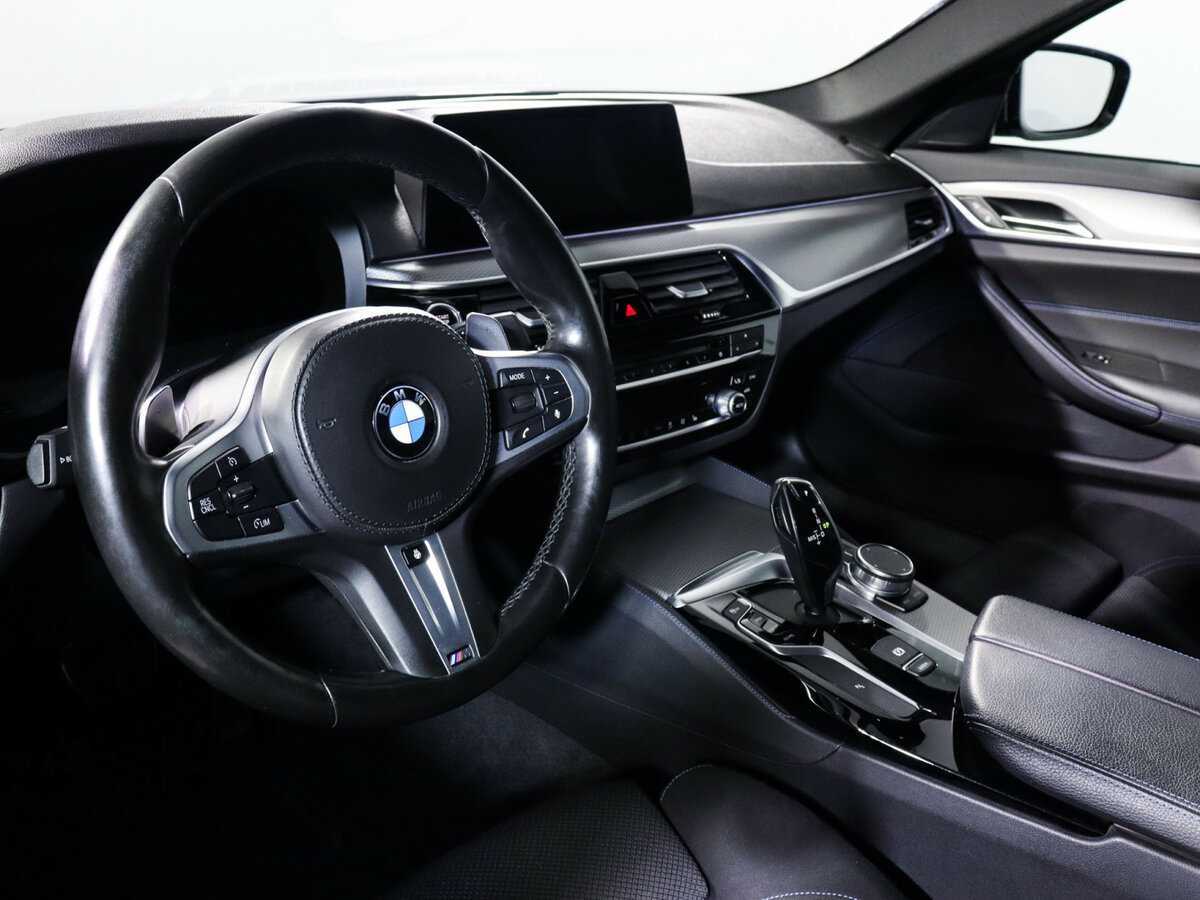 BMW 5 серии 520d xDrive, 2018 Фото №14