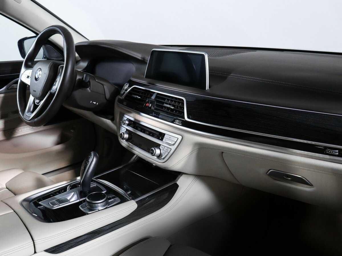 BMW 7 серии Long 730Ld xDrive, 2021 Фото №9