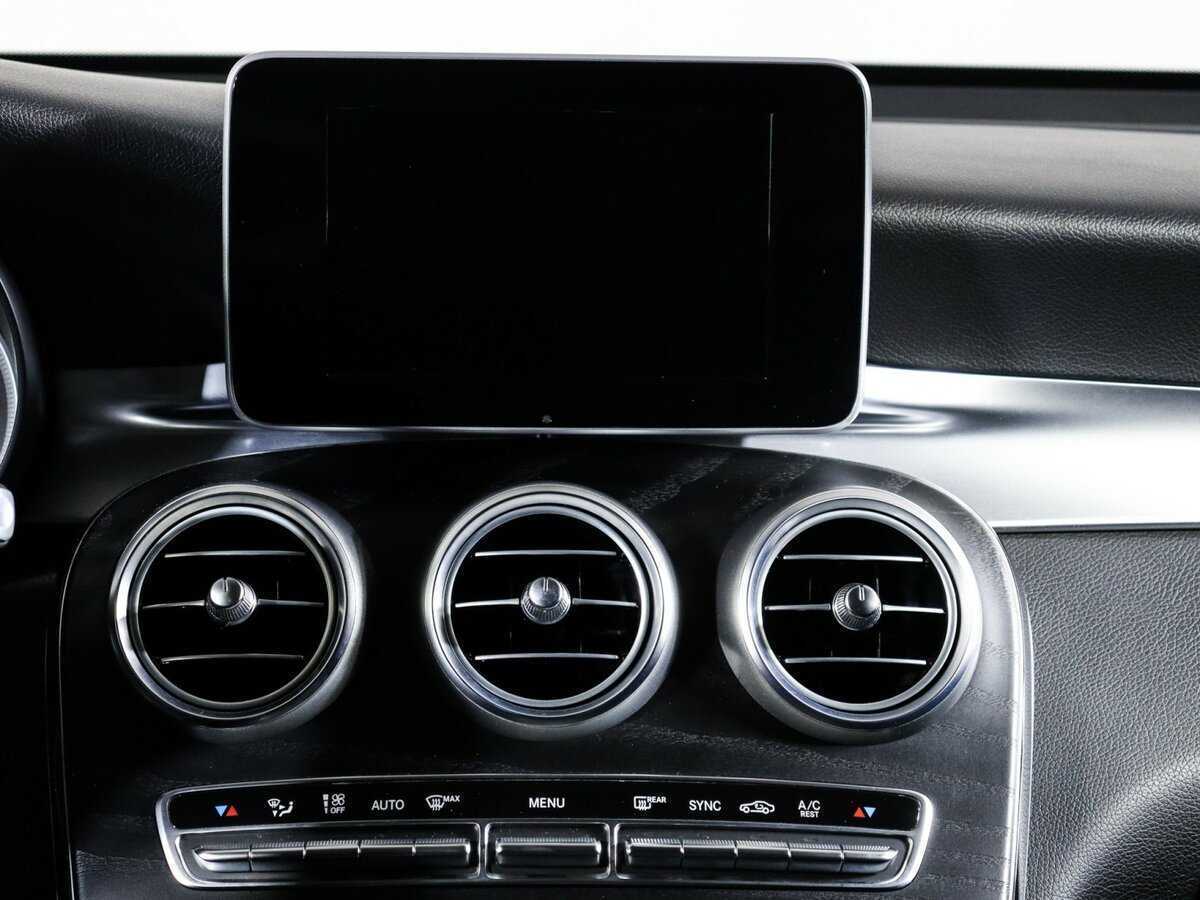 Mercedes-Benz GLC 250, 2018 Фото №10