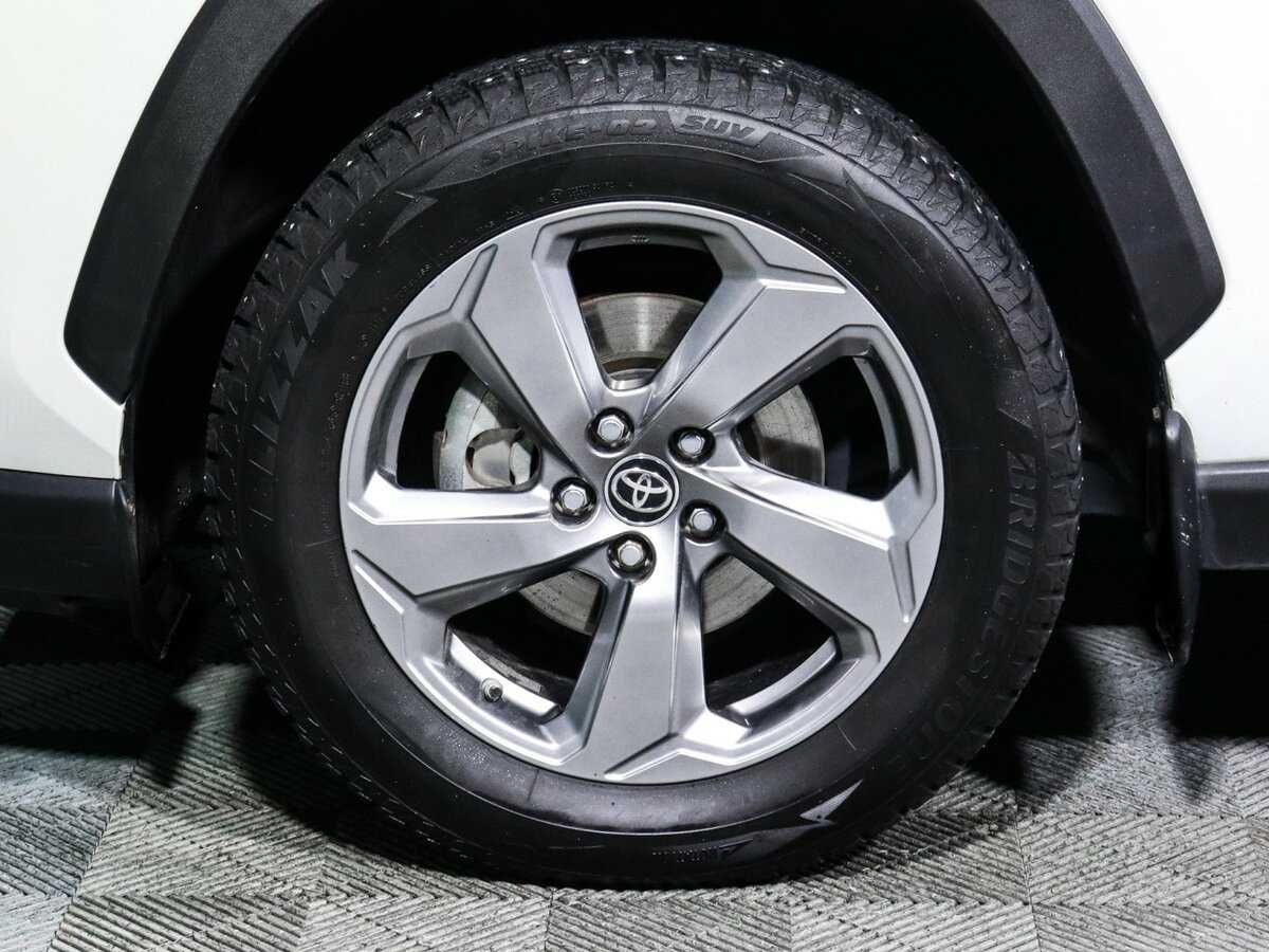 Toyota RAV4, 2020 Фото №15