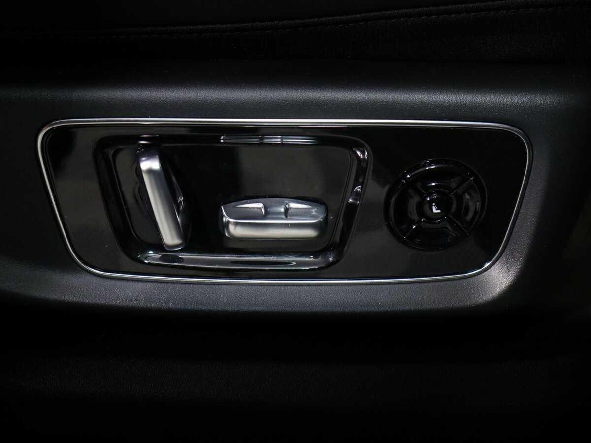 LiXiang L9 52.3 kWh, 2024 Фото №26