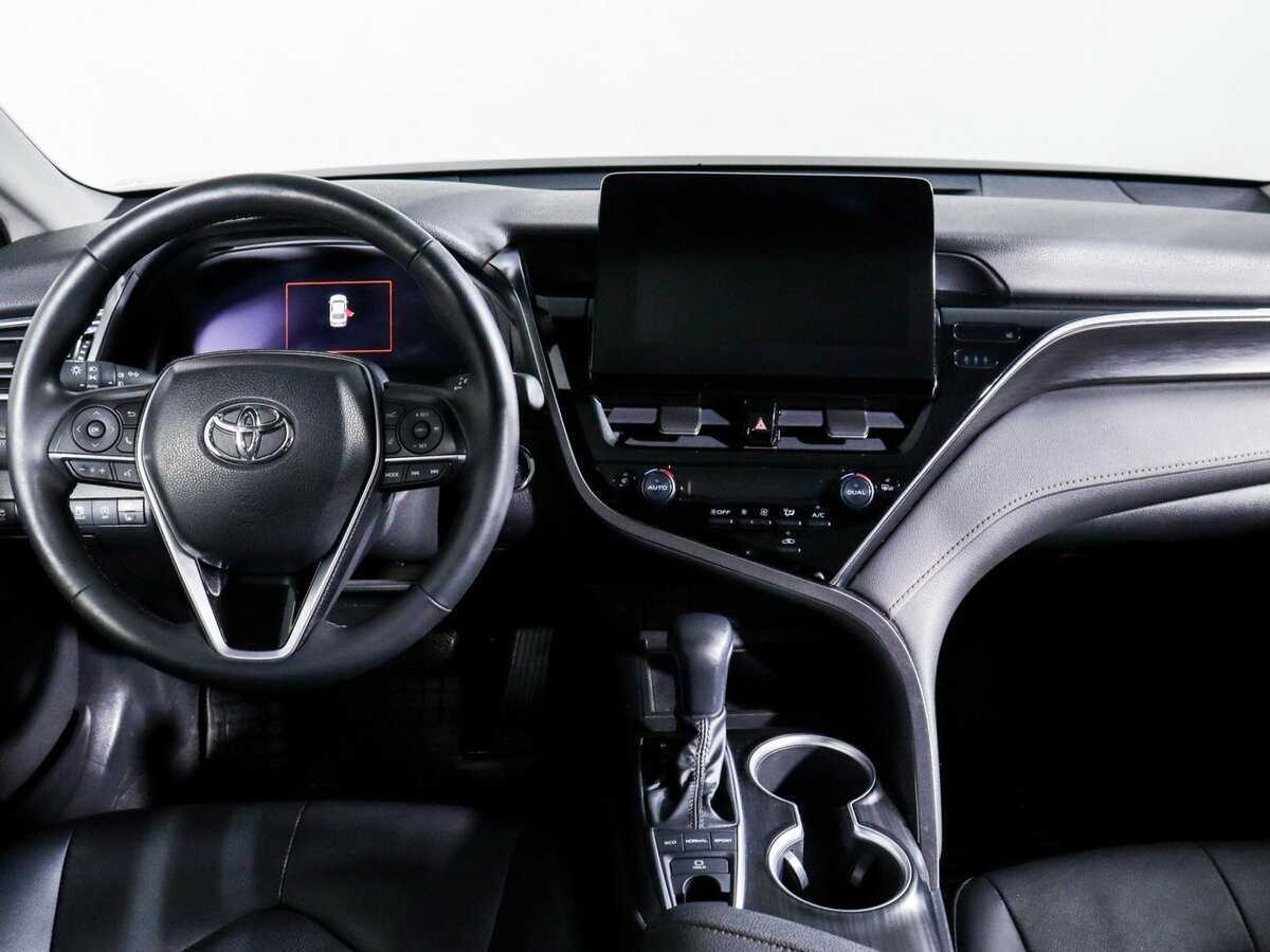 Toyota Camry, 2023 Фото №12