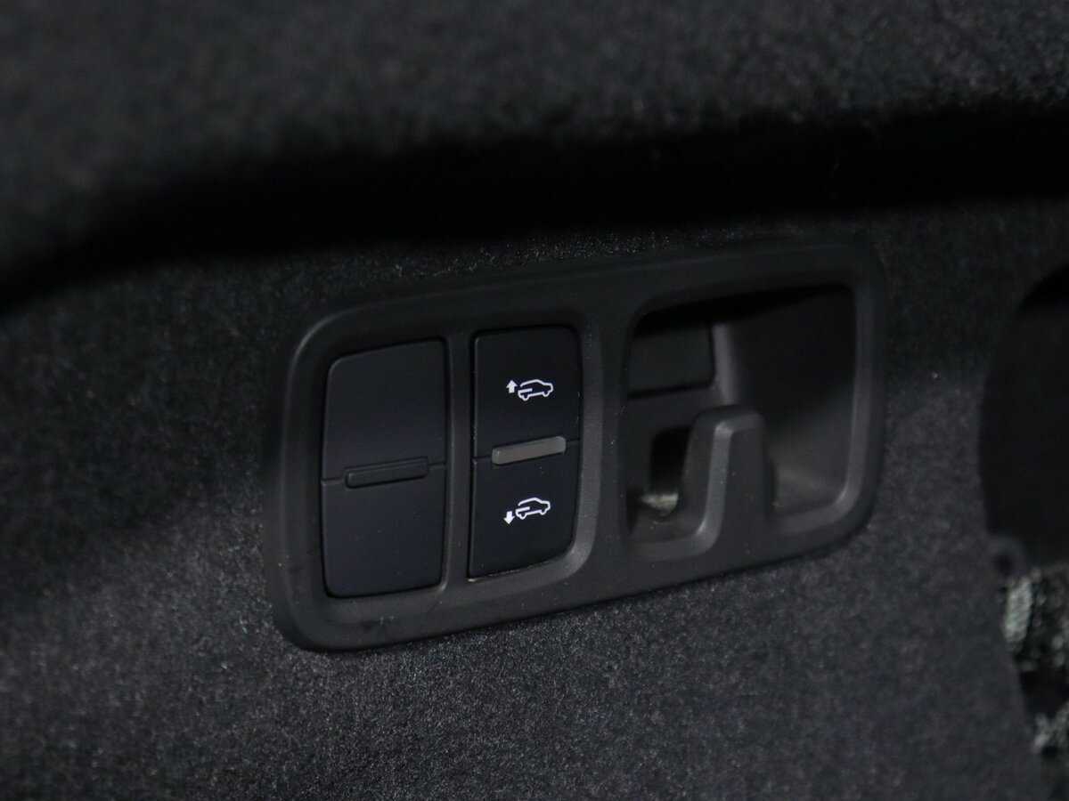Audi Q8 45 TDI, 2019 Фото №16