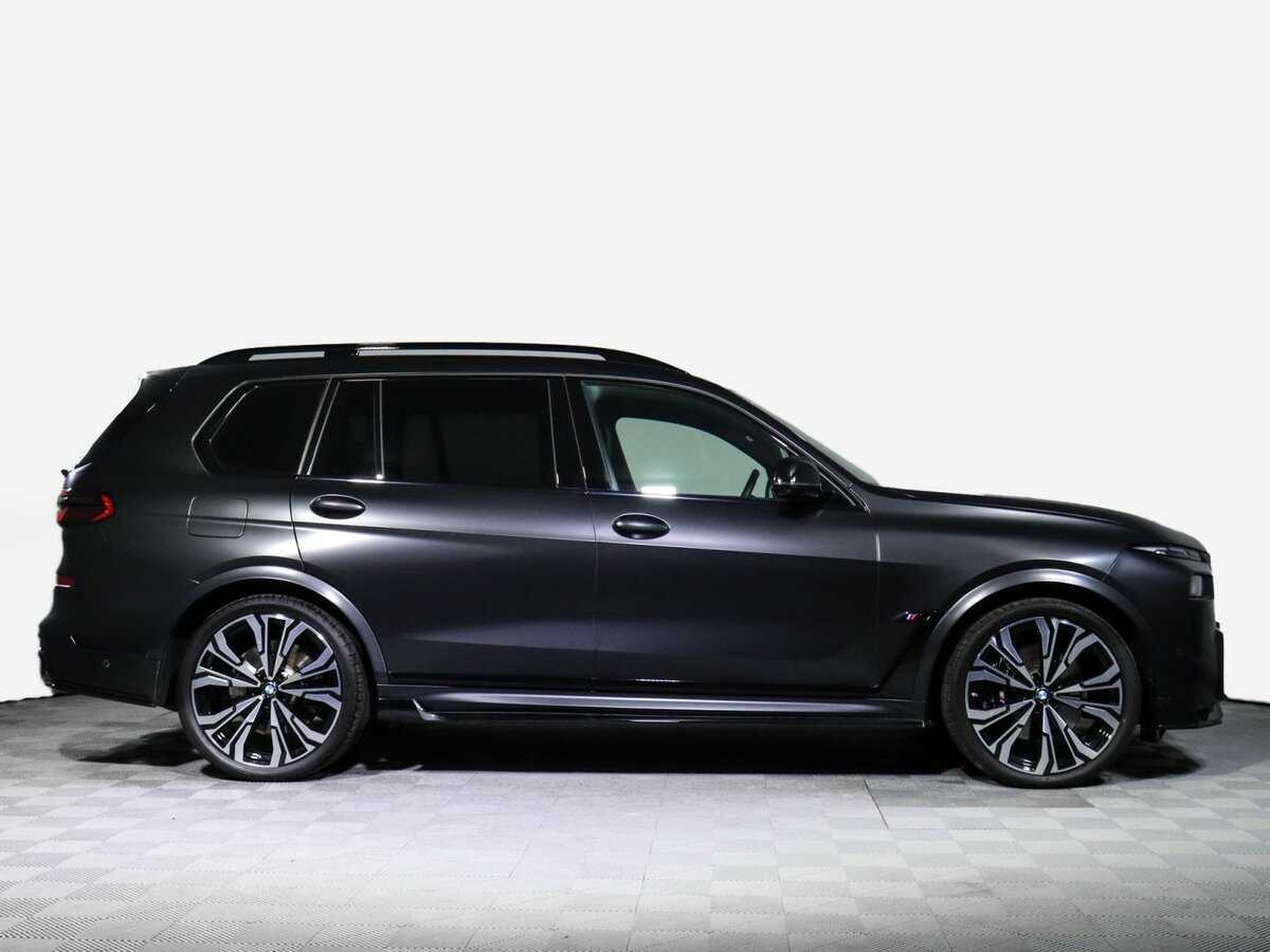BMW X7 M60i, 2023 - 15 409 км. | Фото №4