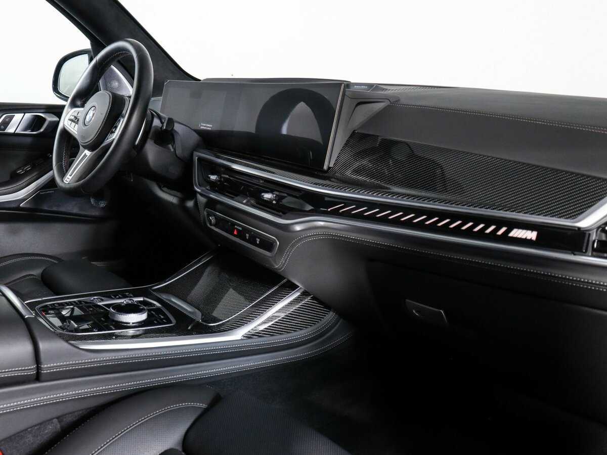 BMW X7 M60i, 2023 - 15 409 км. | Фото №6
