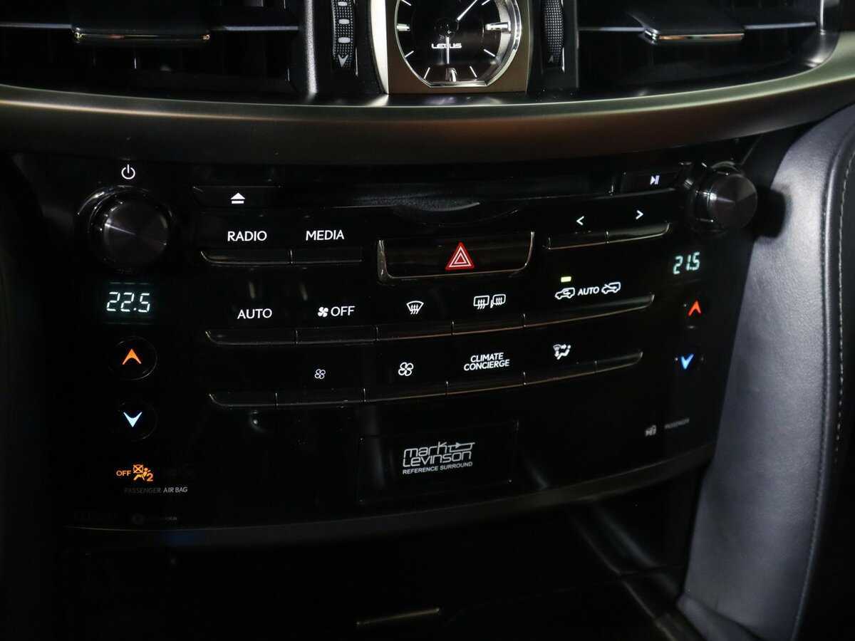 Lexus LX 570, 2017 Фото №28